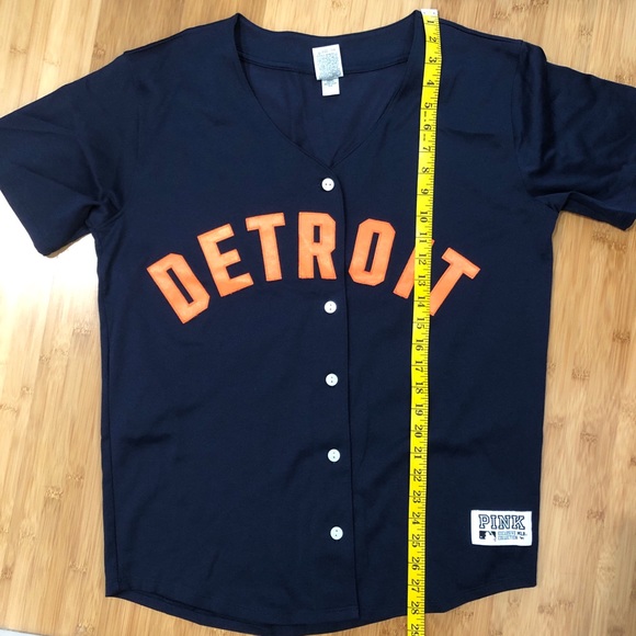 Victoria’s Secret PINK Detroit Tigers Top - Picture 6 of 6